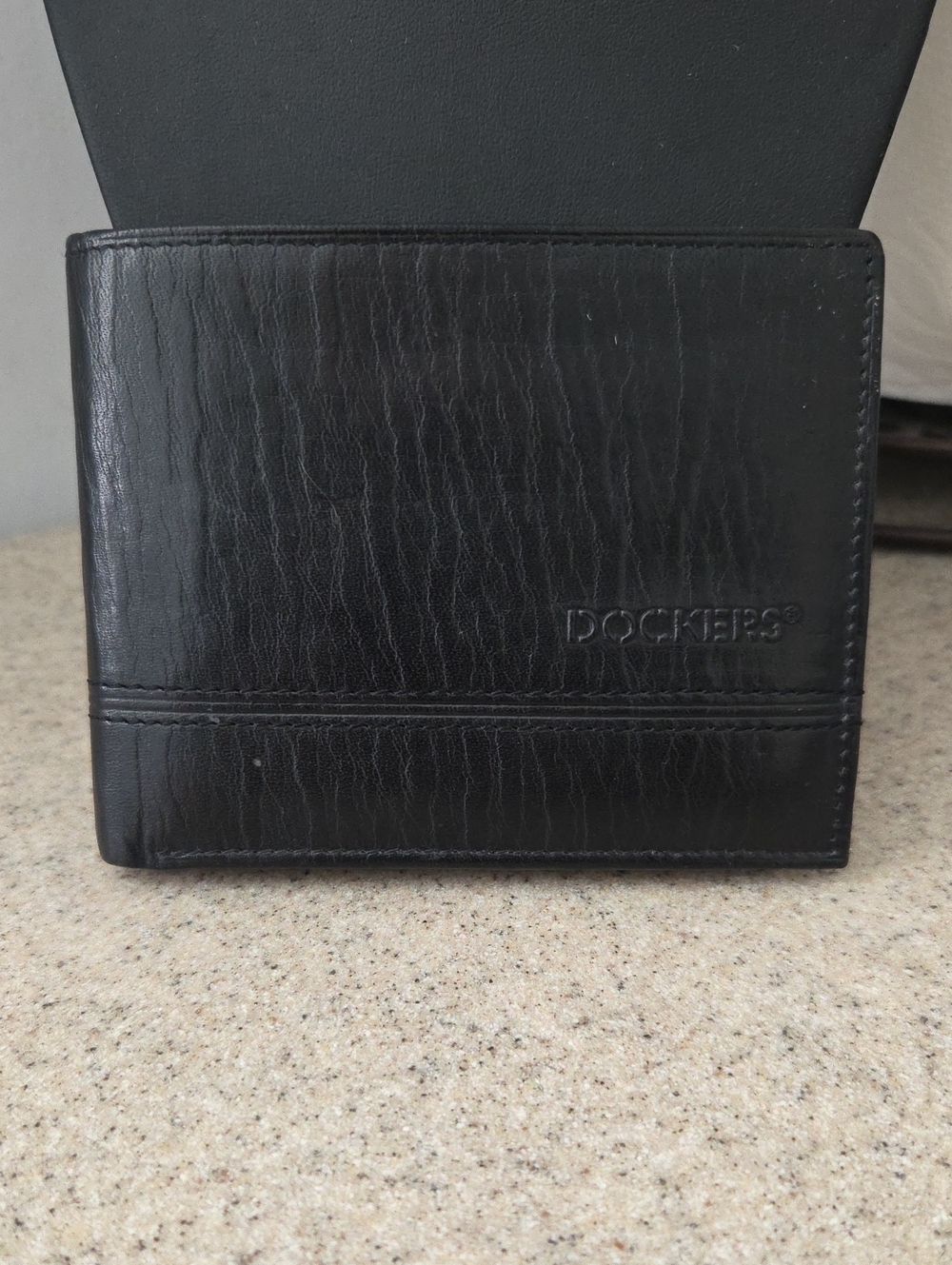 Dockers Rfid Extra Capacity Full Grain Leather Black Bifold Mens Wallet New